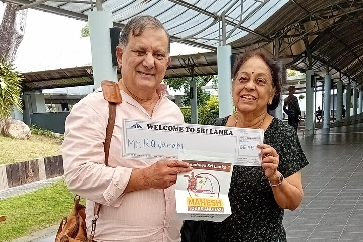 Colombo Airport Transfers to Any city Srilanka - Photo 1 of 25